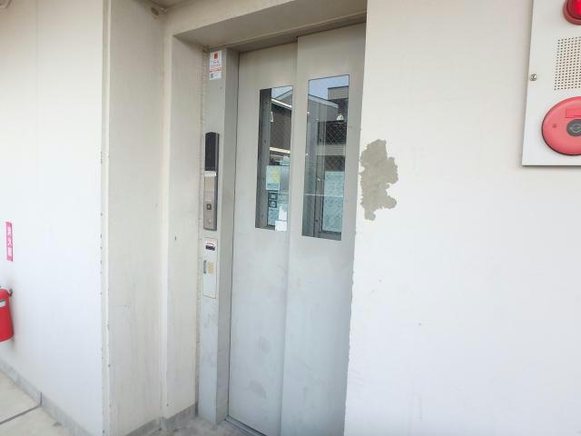 エントランス　エントランス部分