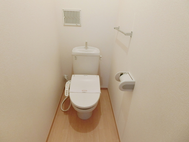 トイレ　別部屋参考写真です