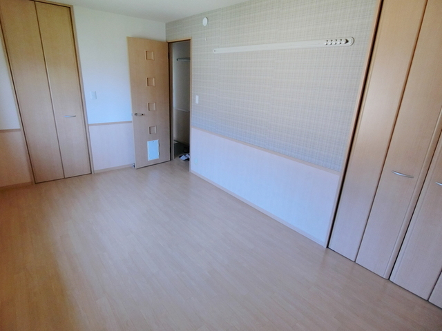 居室・リビング　別部屋参考写真です