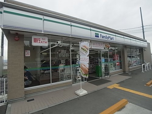 コンビニ　ファミリーマート 奈良古市町店（コンビニ）まで54m