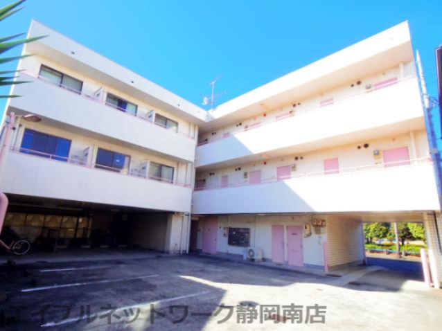 建物外観　外観は落ち着いています