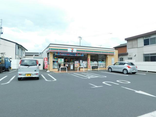 コンビニ　セブンイレブン鹿屋共栄町店（コンビニ）まで240m