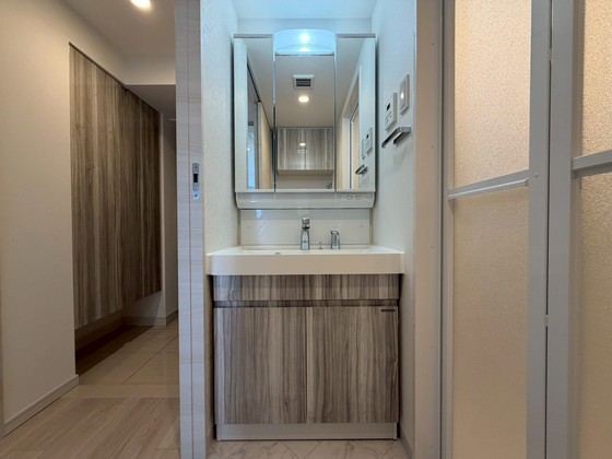 洗面設備　※別部屋の写真です