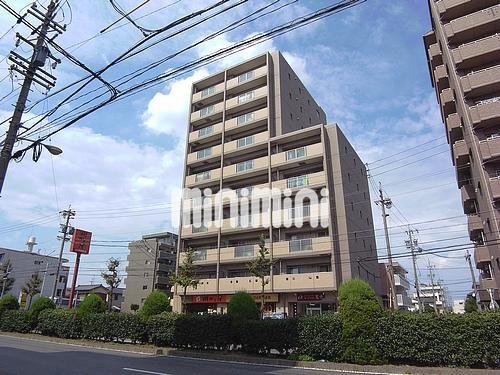 建物外観　日当たりの良い南向きのマンションです。