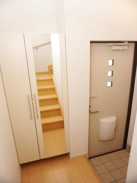 玄関　玄関