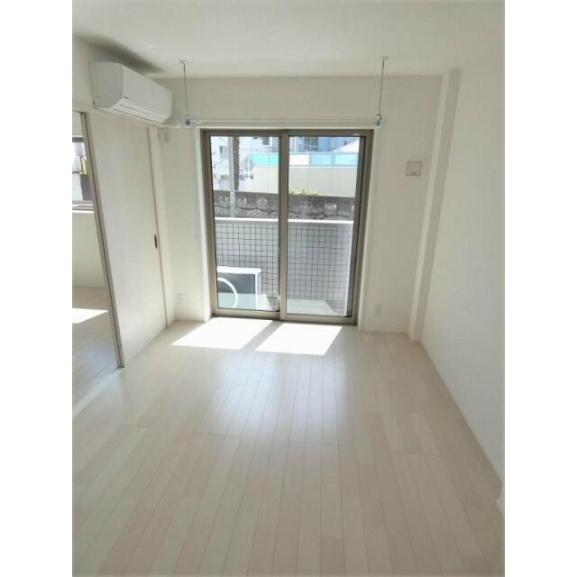 その他部屋・スペース　使い勝手のいい寝室です