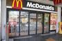 飲食店　マクドナルド（飲食店）まで550m