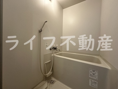 バス・シャワールーム　落ち着いた空間のお風呂です