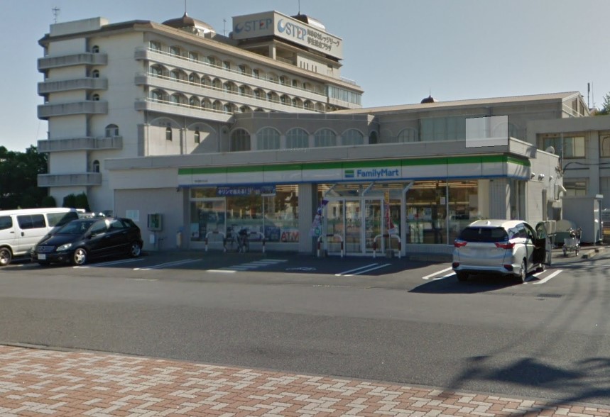コンビニ　ファミリーマート 新潟紫竹山店（コンビニ）まで386m