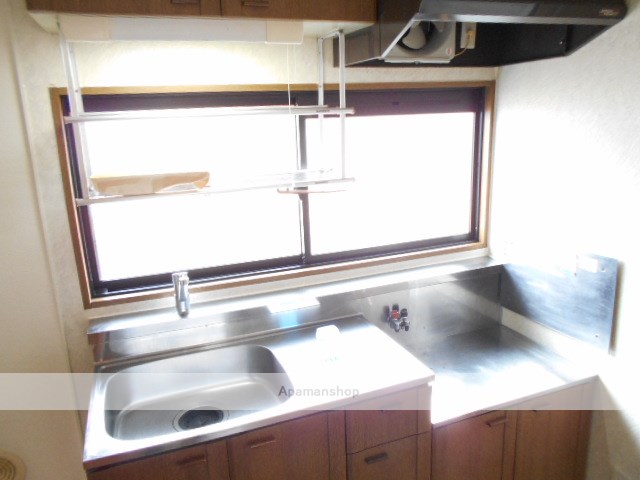 キッチン　※同物件、別部屋になります。