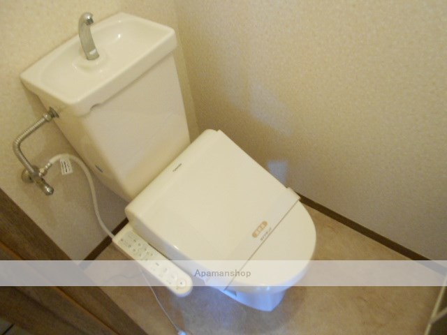 トイレ　※同物件、別部屋になります。