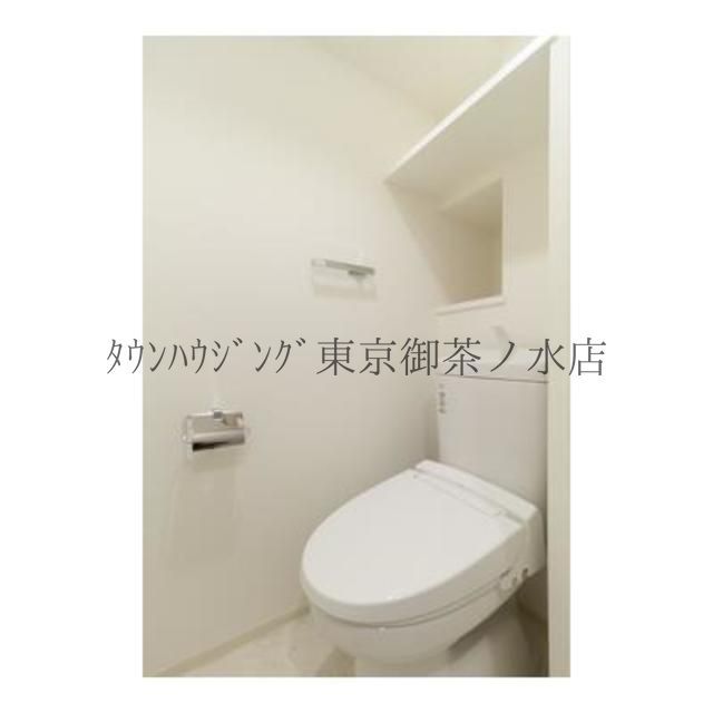 トイレ　※写真は同タイプ住戸です。
