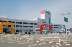 スーパー　西友ザ・モール春日店（スーパー）まで727m