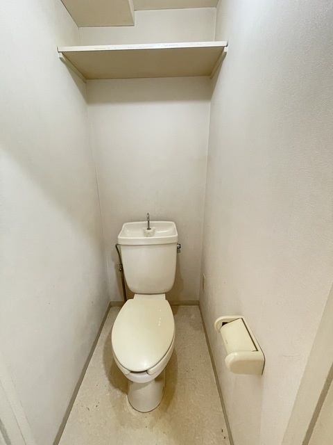 トイレ　別部屋参考写真です