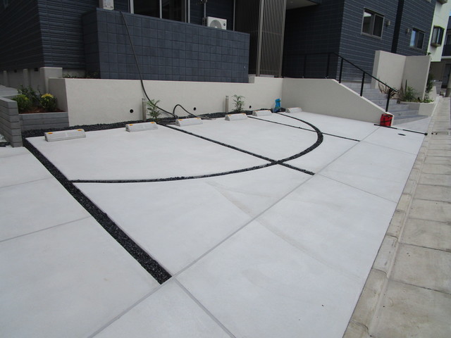 駐車場　空き無し