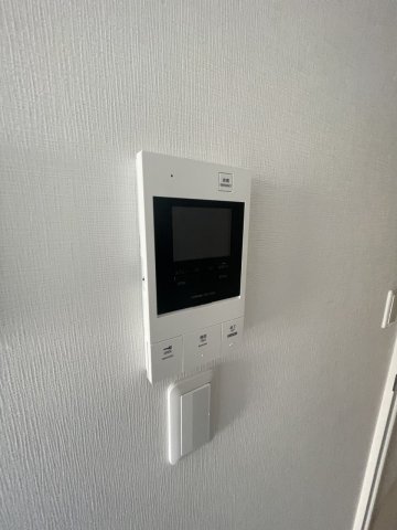 セキュリティ　TVモニター付きインターホン