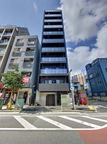 建物外観　東海道線「川崎駅」徒歩3分のマンションです。