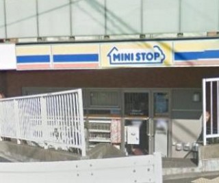 コンビニ　ミニストップ文京春日2丁目店（コンビニ）まで187m