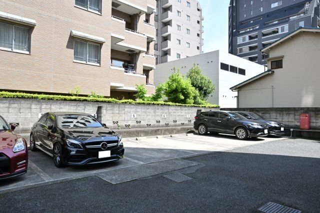 駐車場　周辺環境