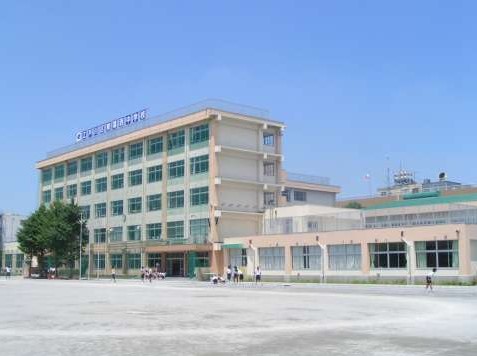 その他　近隣環境・江戸川区立東葛西中学校