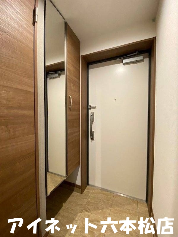 玄関　玄関はこんな感じです。