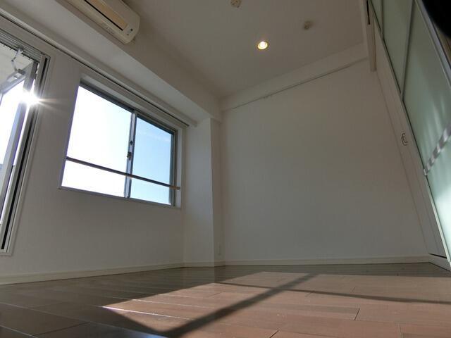 居室・リビング　?