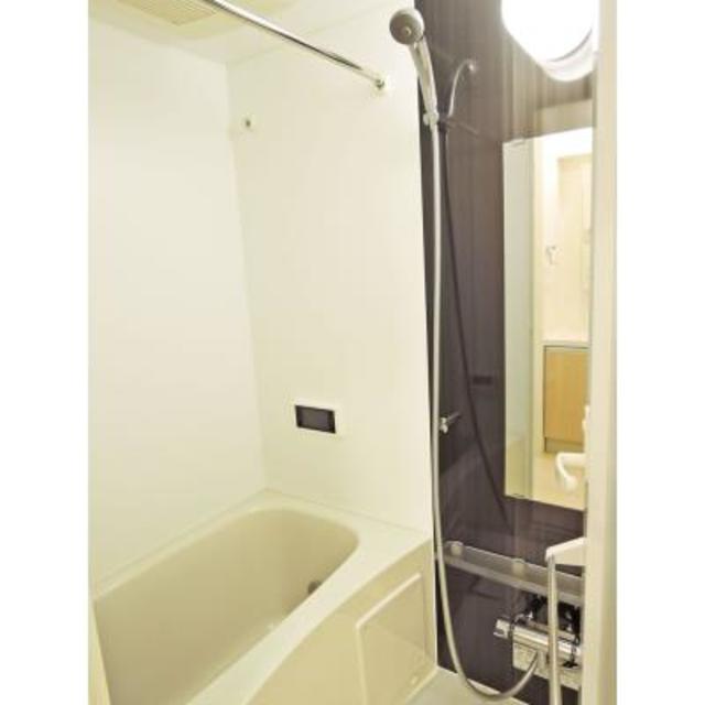 バス・シャワールーム　※写真は同タイプ住戸です。
