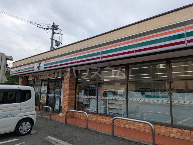 コンビニ　セブン‐イレブン 横浜上中里町店（コンビニ）まで208m