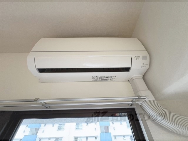 その他設備　洋室エアコン