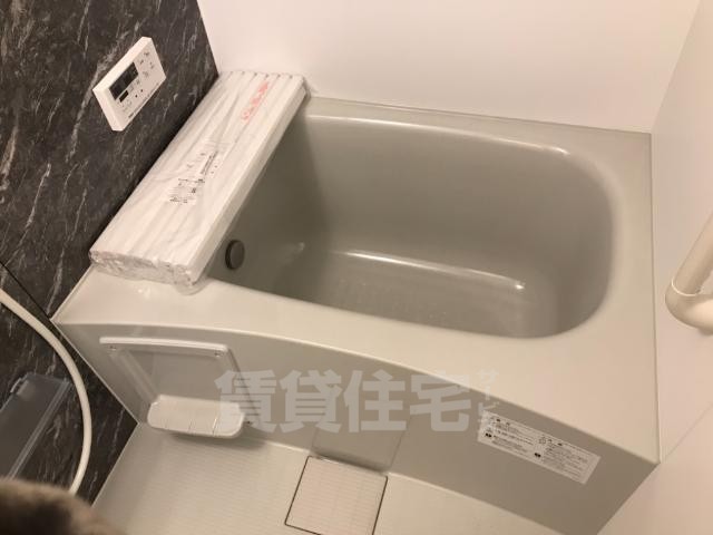 バス・シャワールーム　バス