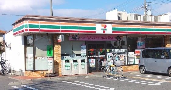 コンビニ　セブンイレブン尼崎浜3丁目店（コンビニ）まで165m