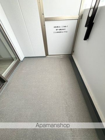バルコニー