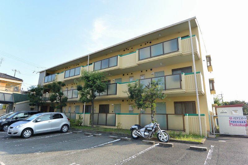 建物外観　グリーンルーフコート