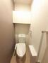 トイレ　落ち着いた色調のトイレです