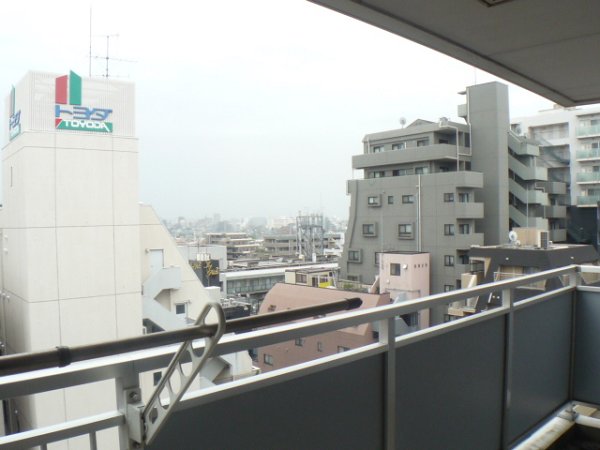 眺望　バルコニーより※参考同一間取り6階の写真です。