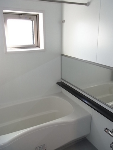 バス・シャワールーム　別部屋の画像を使用しております。