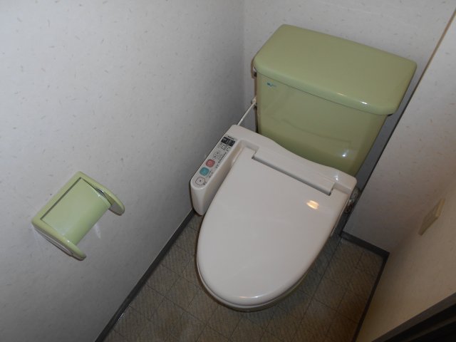 トイレ　同タイプのお部屋写真です。