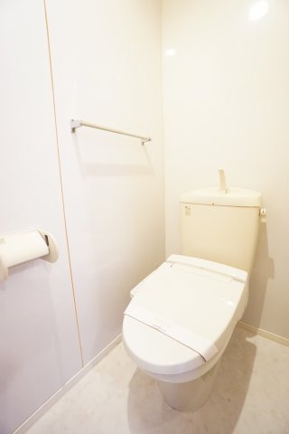 トイレ　※同物件・同タイプの写真です
