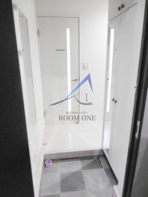 玄関　玄関です。
