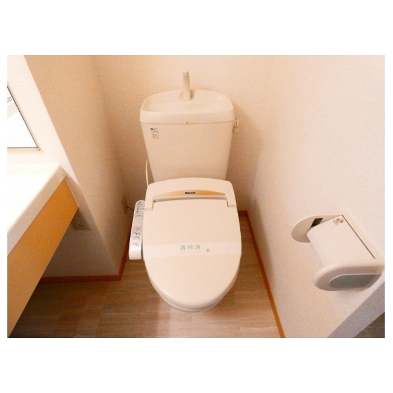 トイレ　快適温水洗浄便座付き