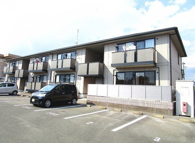 駐車場　駐車場です