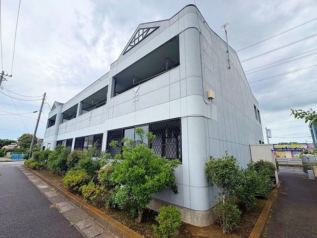 建物外観　2003年築の物件です。