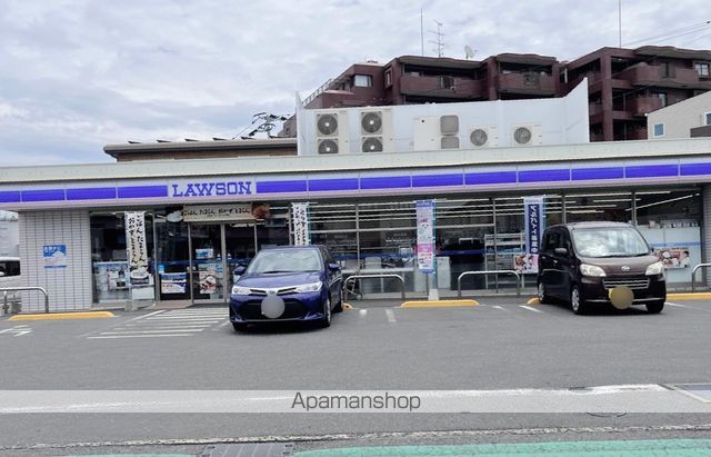 コンビニ　ローソン春日須玖店（コンビニ）まで563m