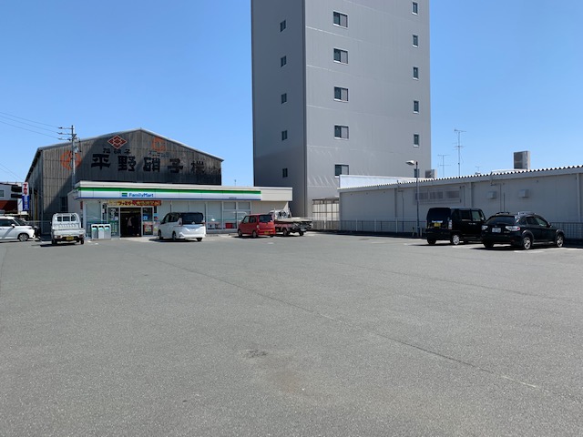 コンビニ　ファミリーマート 浜松有玉北店（コンビニ）まで353m