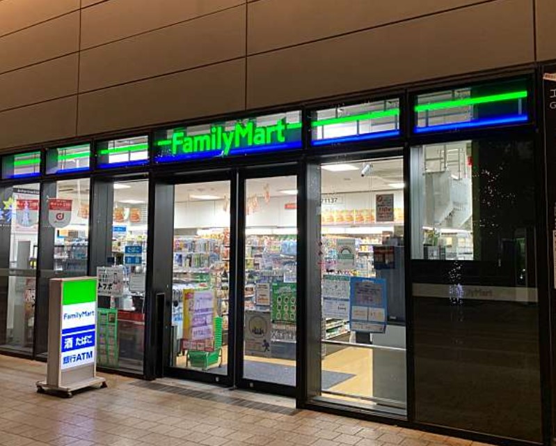 コンビニ　ファミリーマート 東京ソラマチ1F店（コンビニ）まで669m