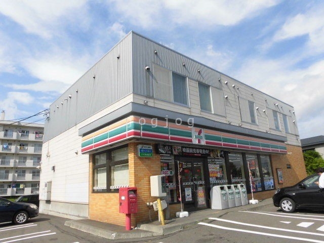 コンビニ　セブンイレブン千歳青葉店（コンビニ）まで413m