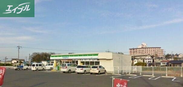 コンビニ　ファミリーマート岡山郡店（コンビニ）まで818m