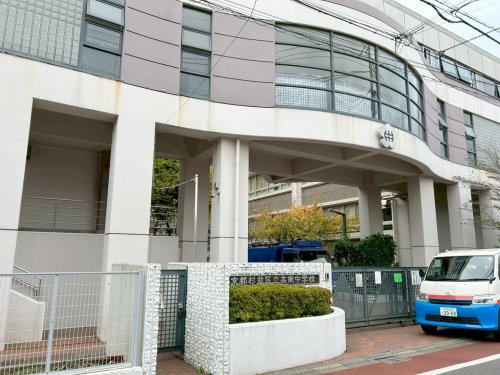 中学校　杉並区立高南中学校（中学校）まで357m