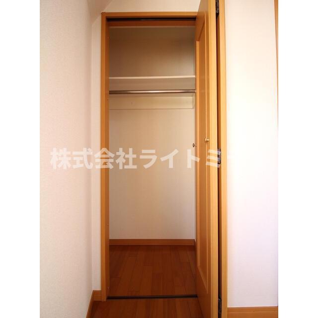収納　クローゼット
