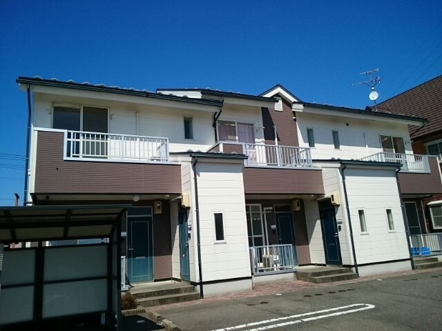 建物外観　外観は落ち着いています